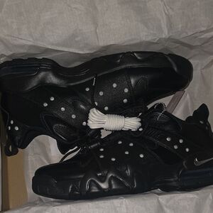 Supreme x Nike SB Air Max 2 CB '94 Low sneakers in the "Black" colorway.